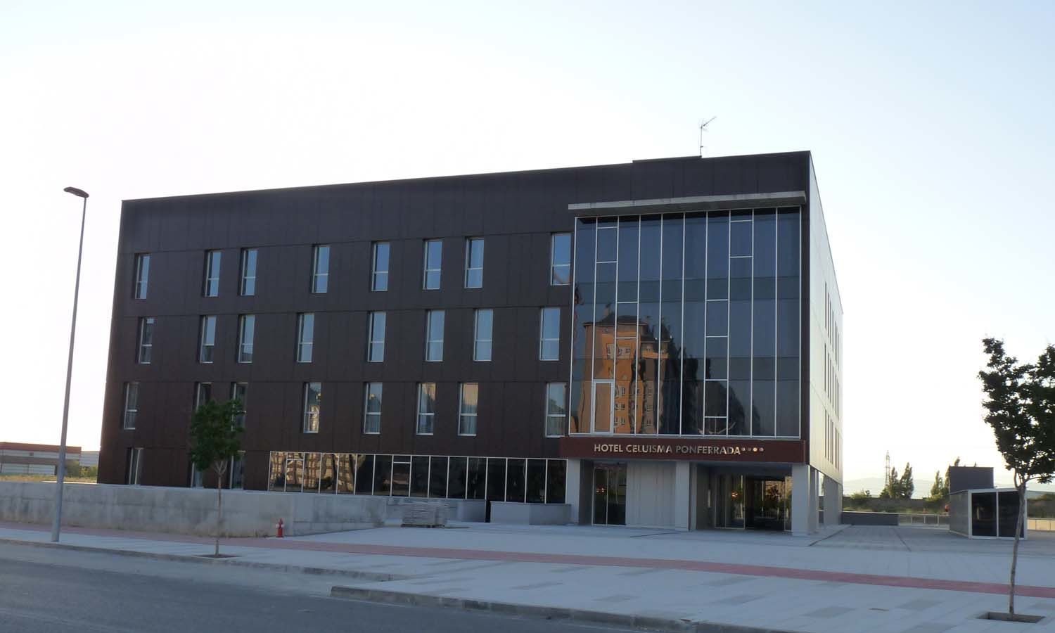 Hotel Ciudad De Ponferrada Extérieur photo